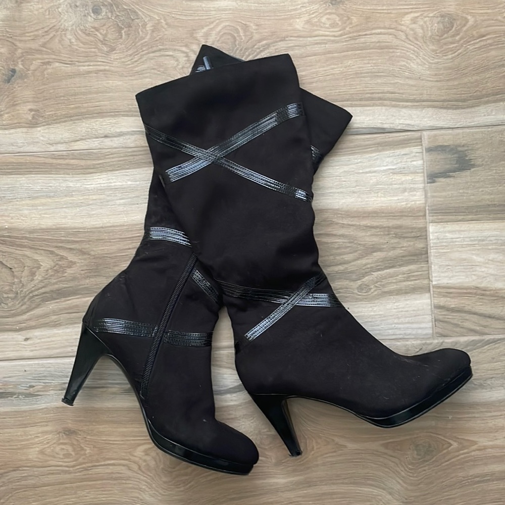 Heeled Mid-height Boot